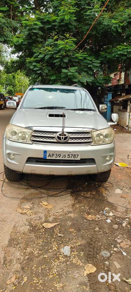 Toyota Fortuner 3.0 4x4 Manual, 2009, Diesel