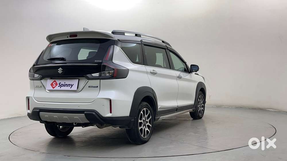 Maruti Suzuki XL6 1.5 Alpha AT, 2024, Petrol