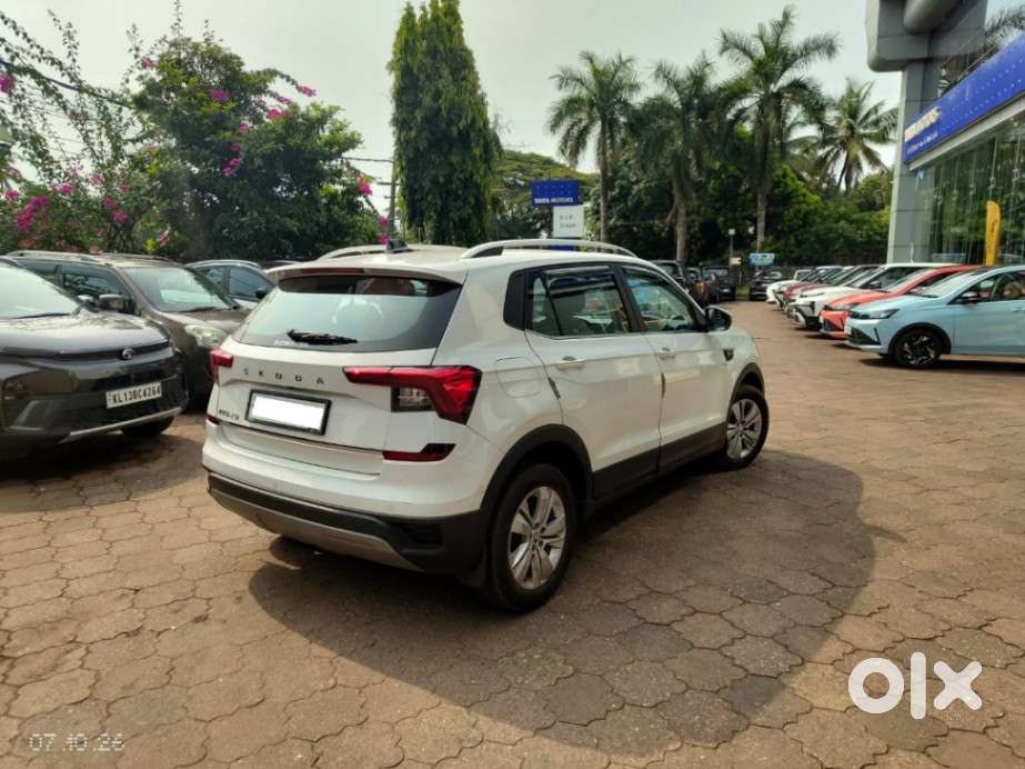 Skoda Kushaq 1.0 Tsi Ambition, 2023, Petrol