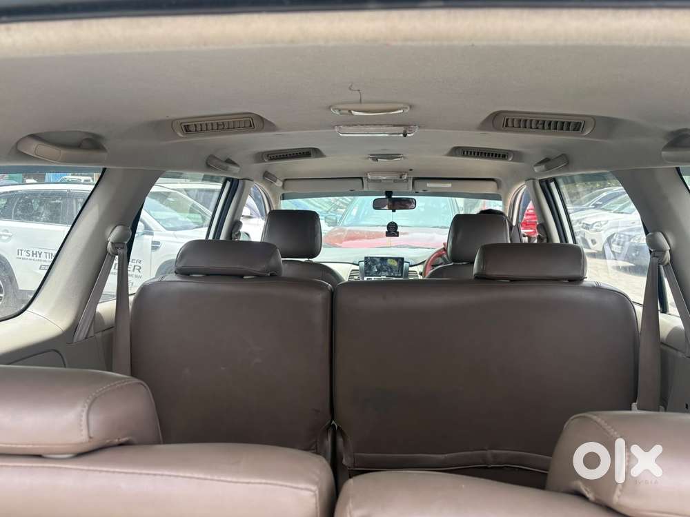 Toyota Innova 2.5 G (diesel) 8 Seater, 2013, Diesel