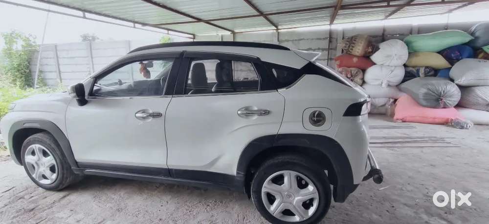Maruti Suzuki Fronx Delta 2025