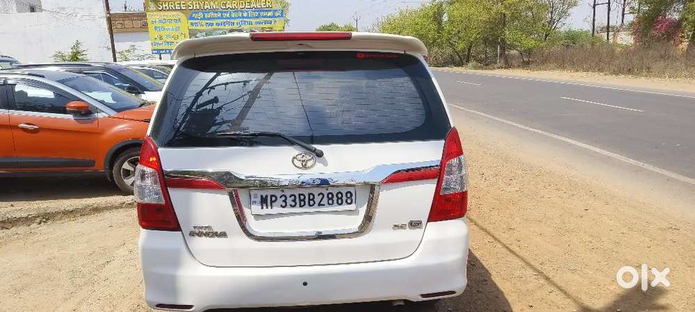 Toyota Innova 2012 Diesel 190000 Km Driven