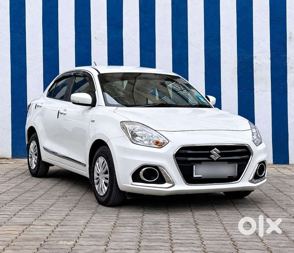 Maruti Suzuki Dzire Vxi Ags, 2022, Petrol