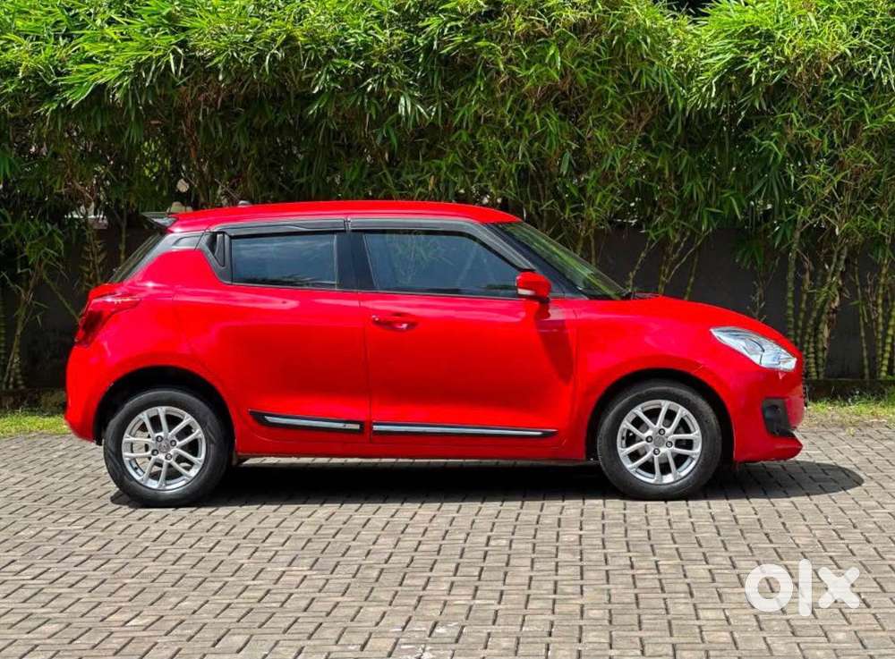 Maruti Suzuki Swift 1.3 Zxi, 2023, Petrol