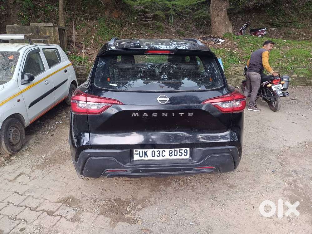 Nissan Magnite Xe  Converted Into Xl 2024 Petrol Manual