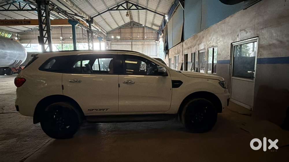 Ford Endeavour Diesel 2021 Variant