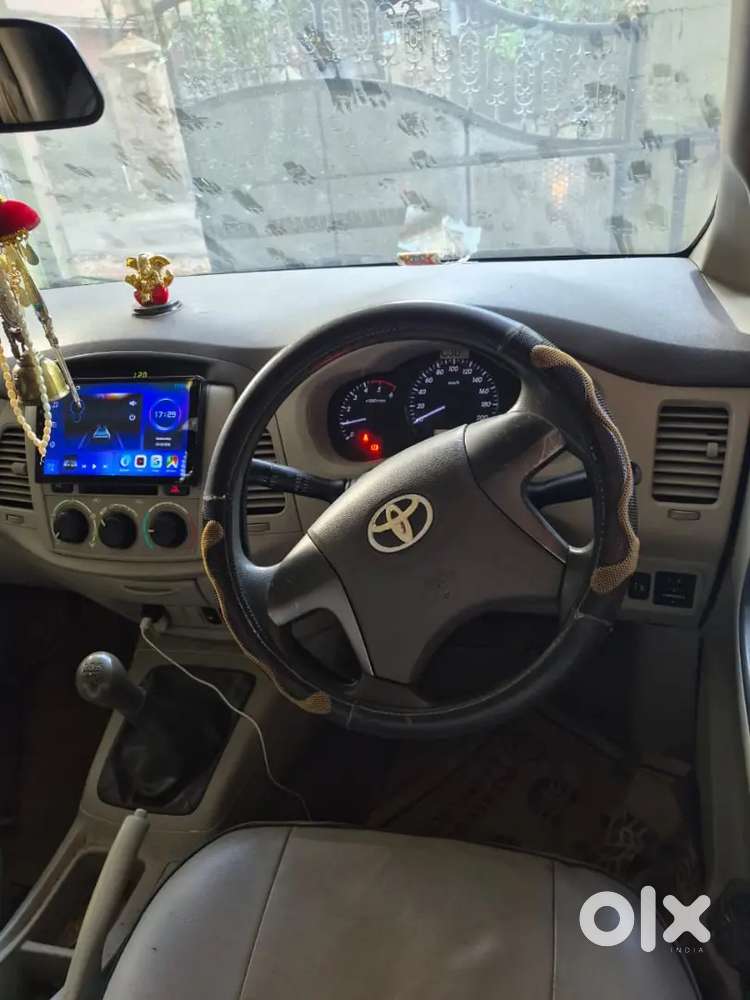 Toyota Innova Hycross 2013 Diesel Good Condition
