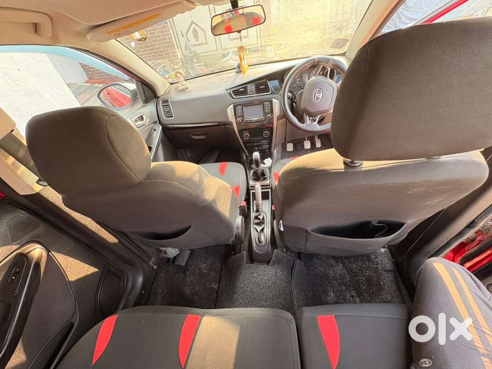Tata Bolt Petrol 2016
