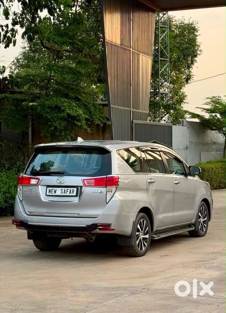 Toyota Innova Crysta [2020-ongoing] 2.4 Zx 7 Str, 2022, Diesel