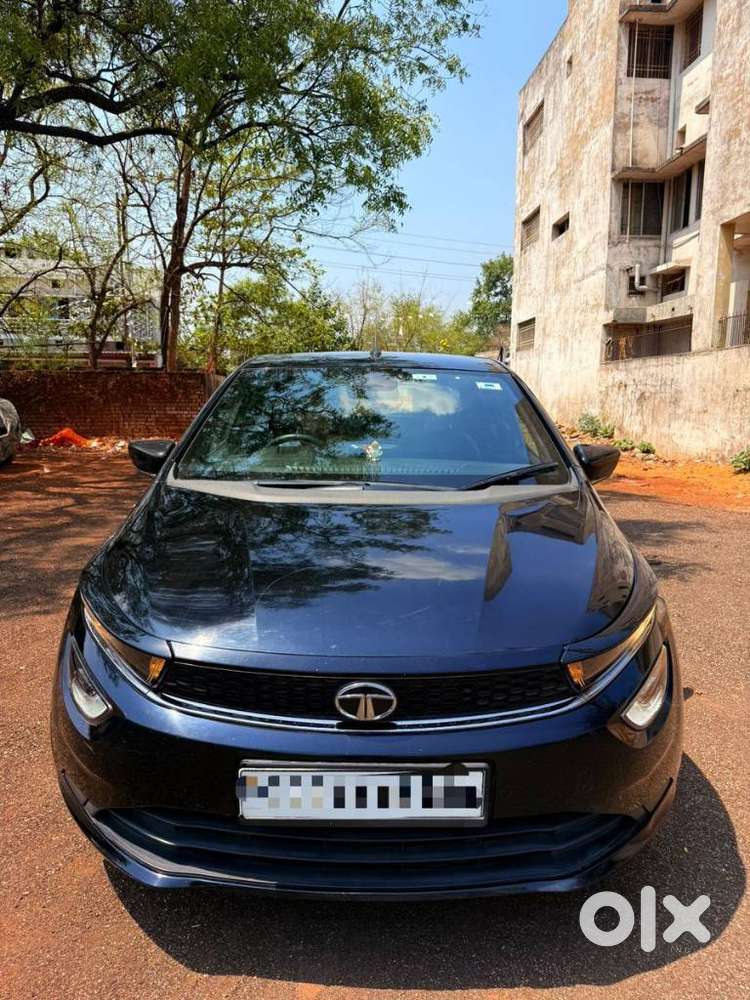 Tata Altroz Xza Plus (s) Dark Edition, 2022, Petrol