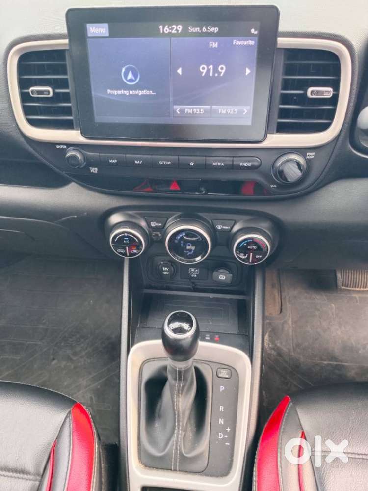 Hyundai Venue, 2020, Petrol