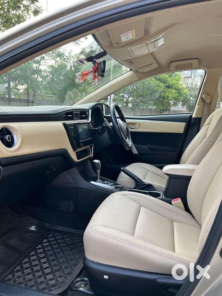 Toyota Corolla Altis 1.8 G Cvt, 2019, Petrol