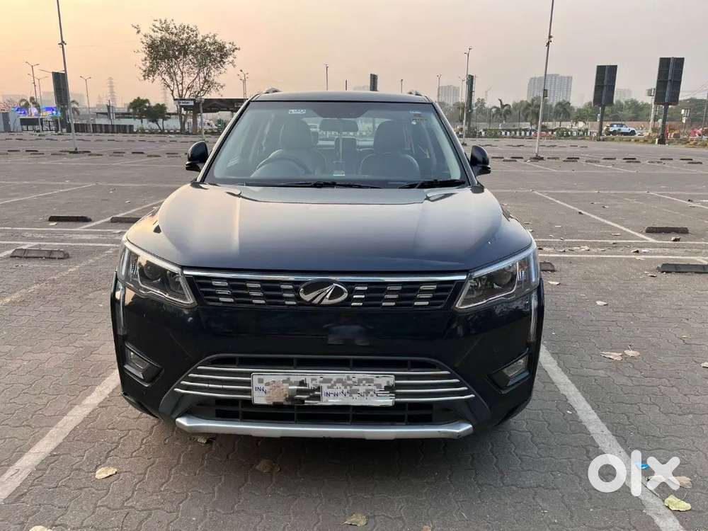 Mahindra Xuv300 Turbosport 2020 Petrol 23000 Km Driven