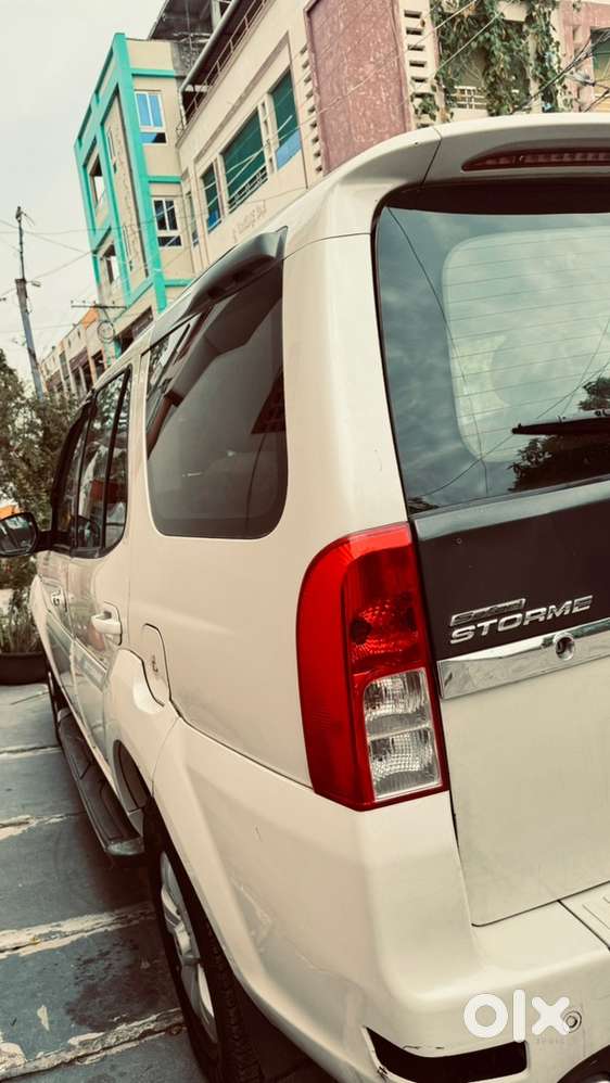 Tata Safari Storme 2016 Model