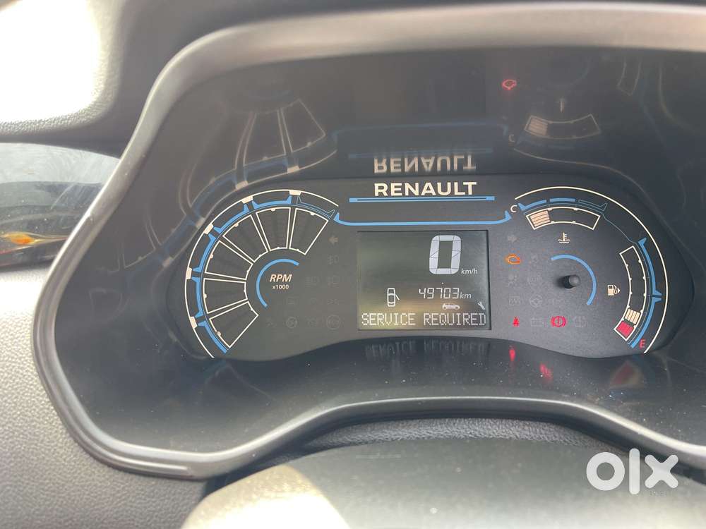 Renault Triber Rxt, 2023, Petrol