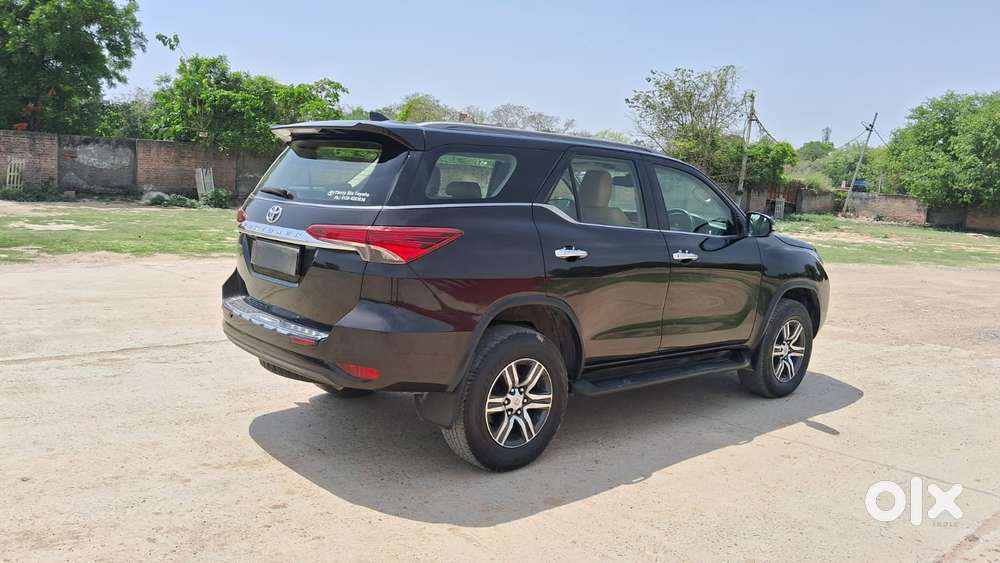 Toyota Fortuner 4x2 At 2.8 Diesel, 2020, Diesel