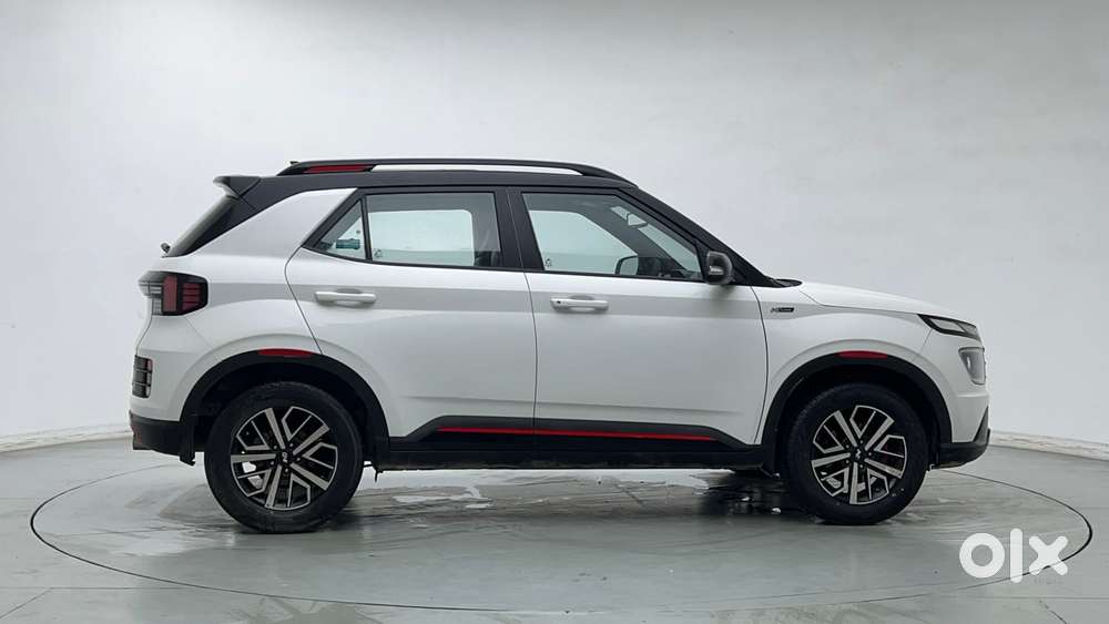Hyundai Venue N Line N8 Dct Dual Tone, 2024, Petrol