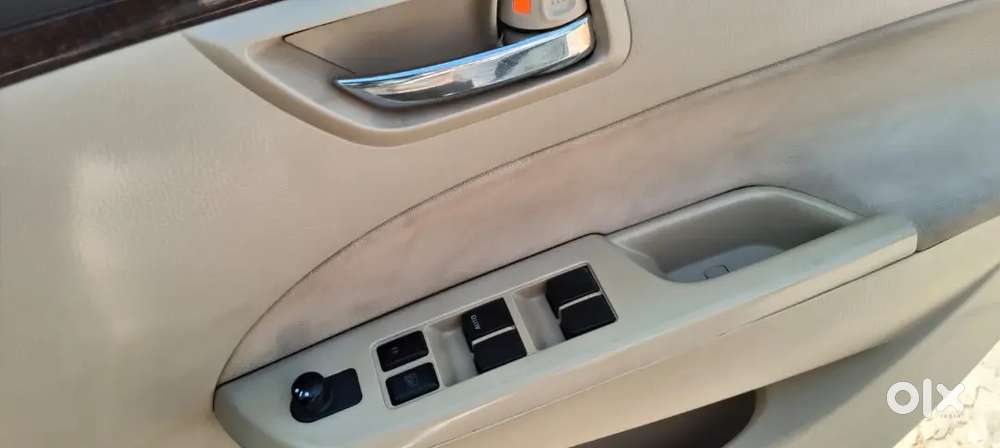 Maruti Dzire 1.2 Zxi Petrol 2012