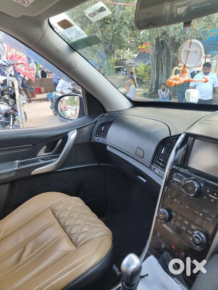 Mahindra Xuv500 2.2 2019