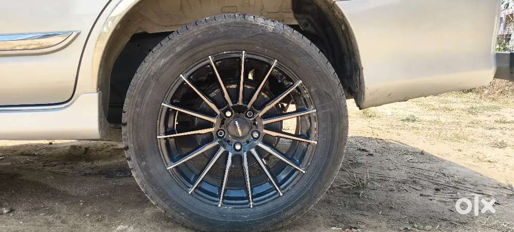 Toyota Innova 2014 Diesel Well Maintained