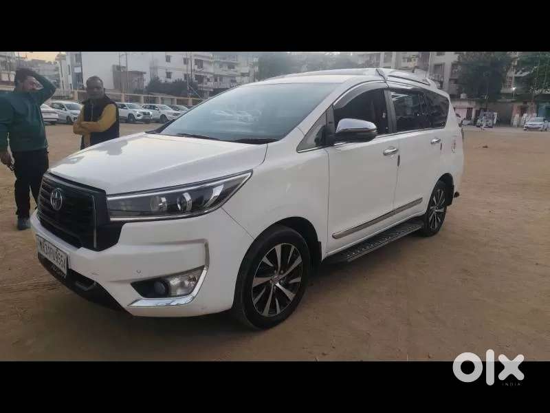 Toyota Innova Crysta, 2023, Diesel