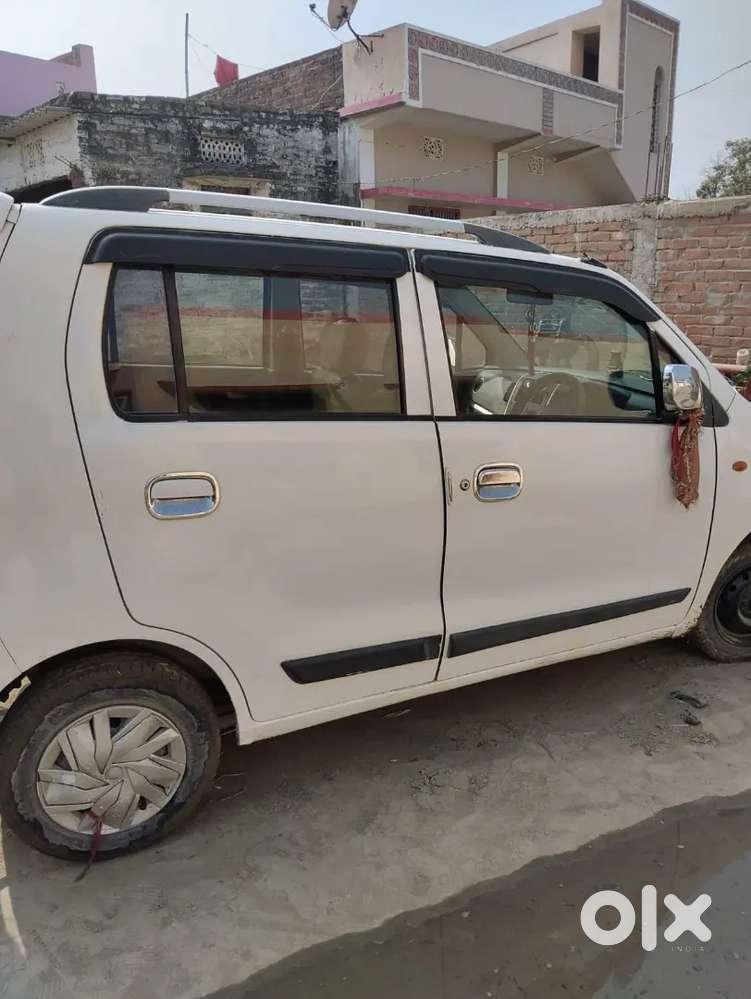 Mahindra Bolero Neo 2011
