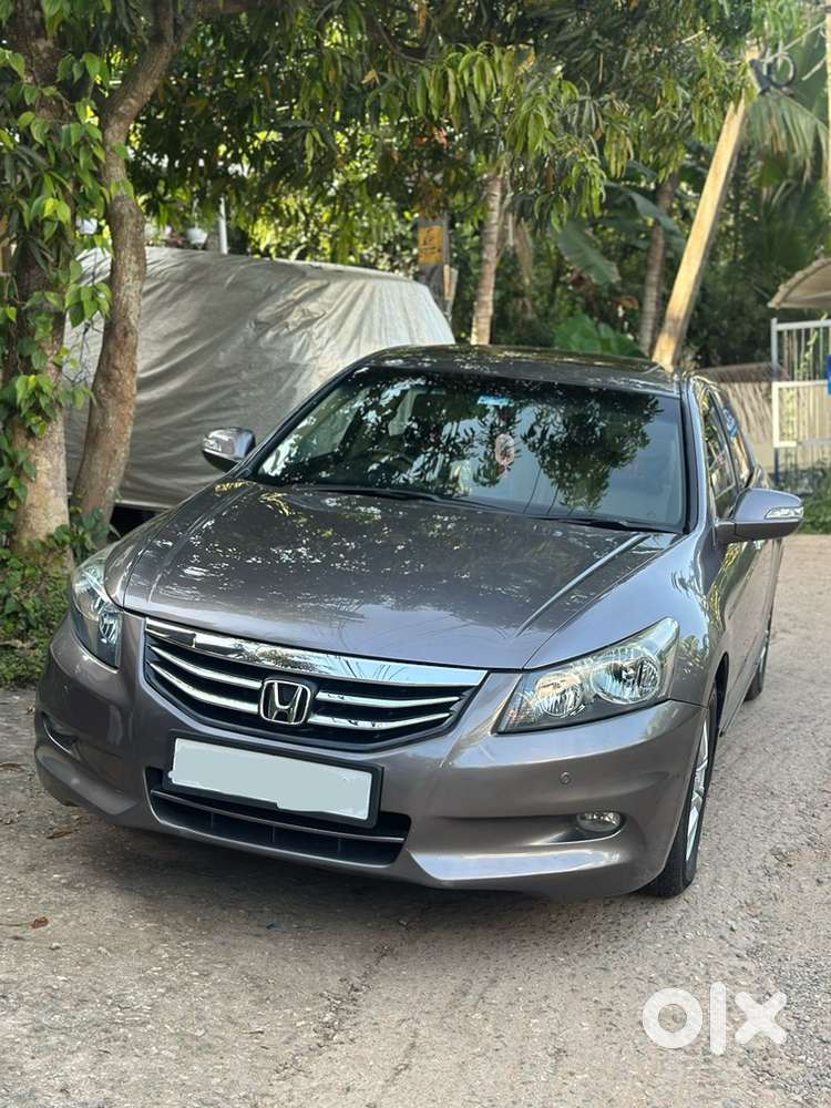 Honda Accord 2.4 Petrol 2014 Showroom Condition