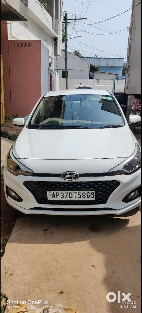 Hyundai Elite I20 Diesel1-12- 2018. Full Showroom Track