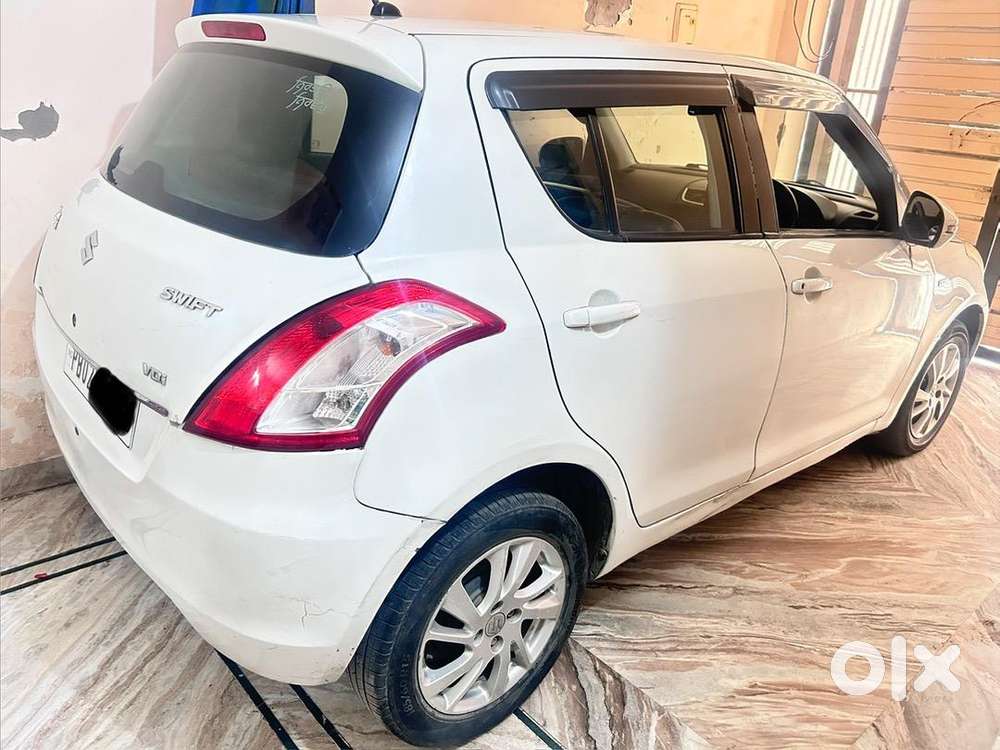 Maruti Suzuki Swift 2012 Diesel 92000 Km Driven