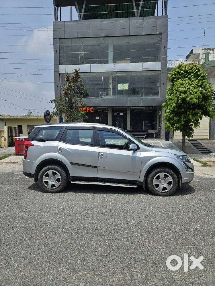 Mahindra Xuv500 At W6 2wd, 2017, Diesel