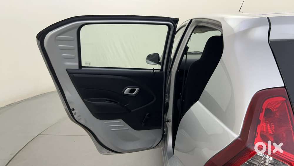 Datsun Redigo 1.0 T (o) Amt, 2018, Petrol