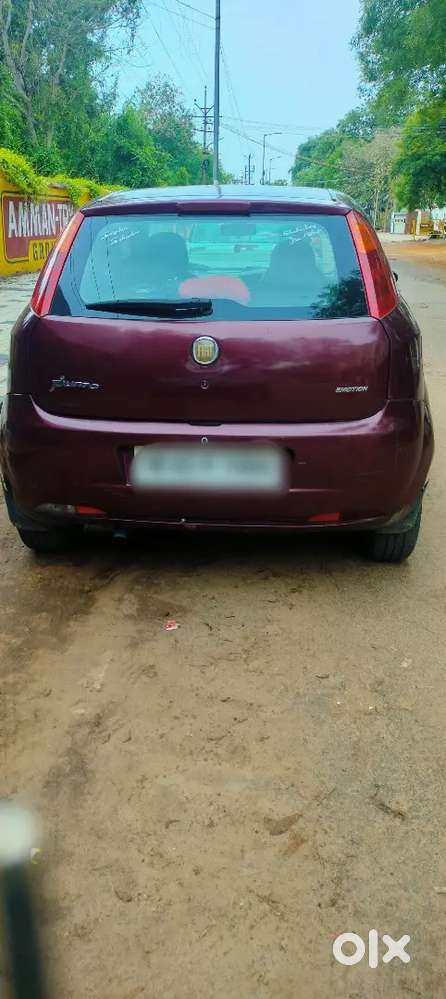 Fiat Punto 2011 Diesel 116998 Km Driven