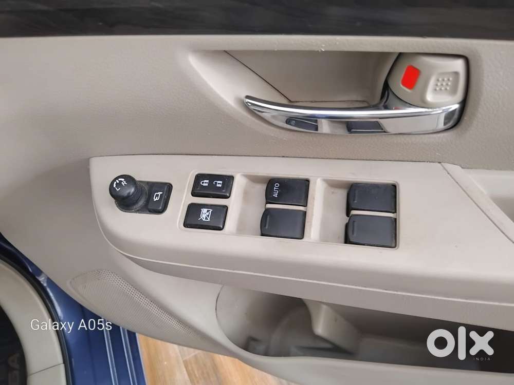 Maruti Suzuki Ertiga 1.5 Zxi, 2022, Petrol