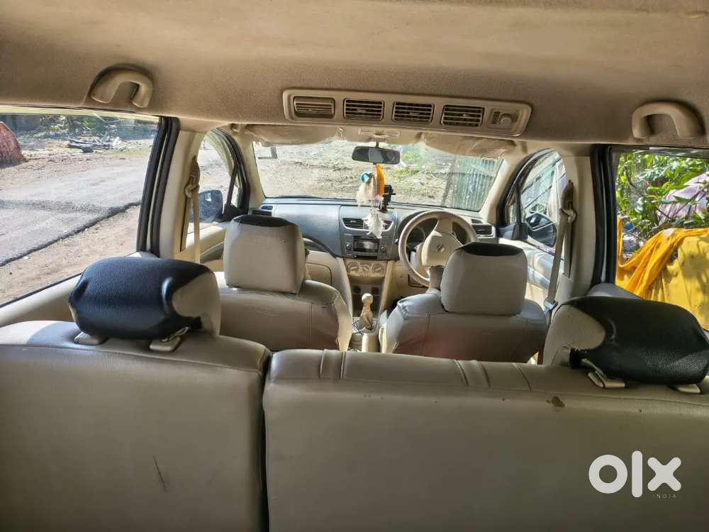 Maruti Suzuki Ertiga Vxi