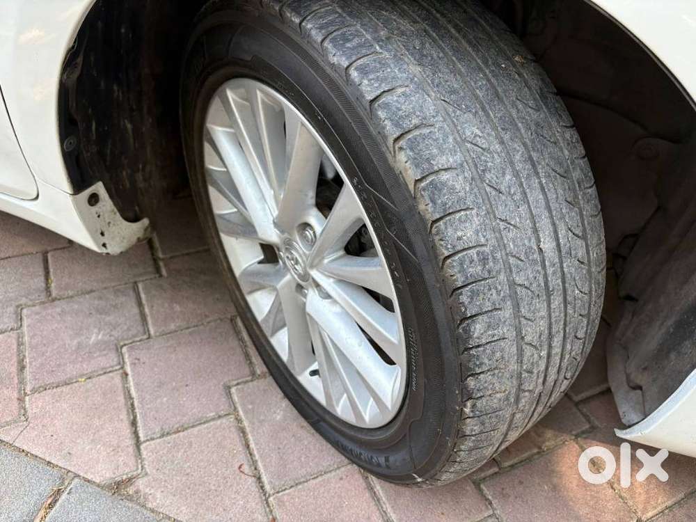 Toyota Camry Hybrid 2.5, 2015, Petrol