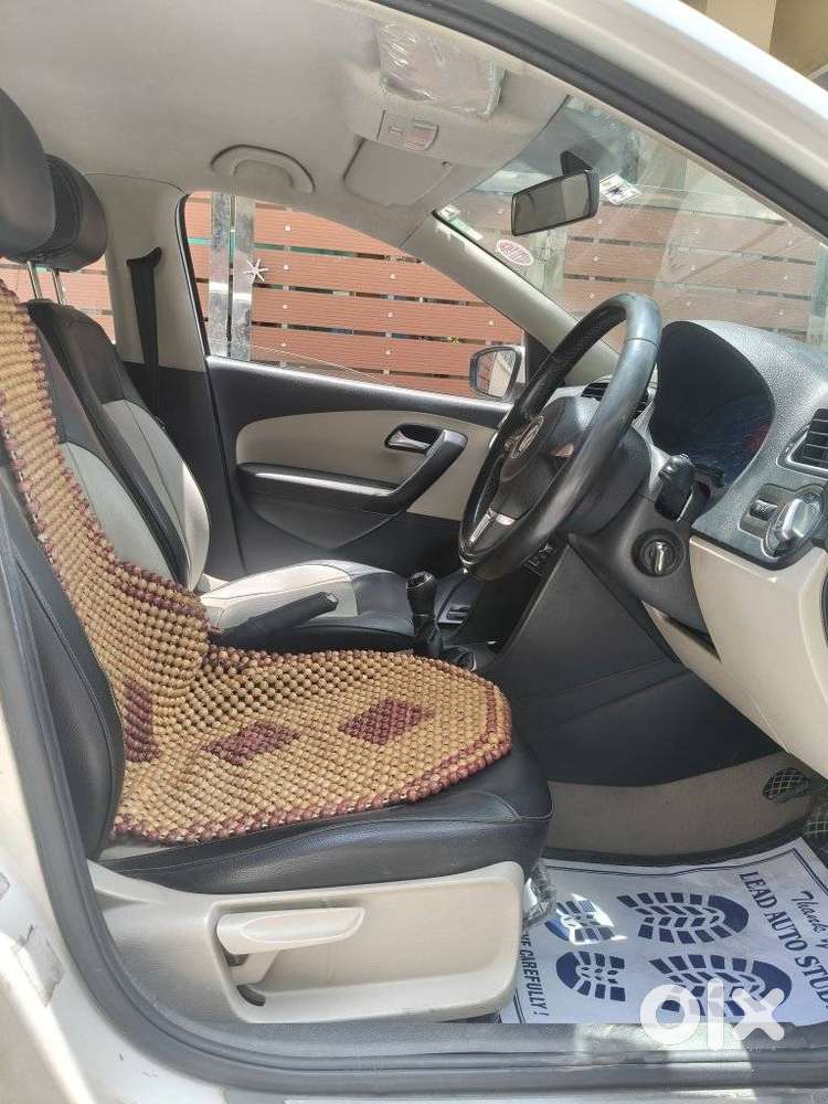 Volkswagen Polo Highline 1.6l Petrol, 2014, Petrol