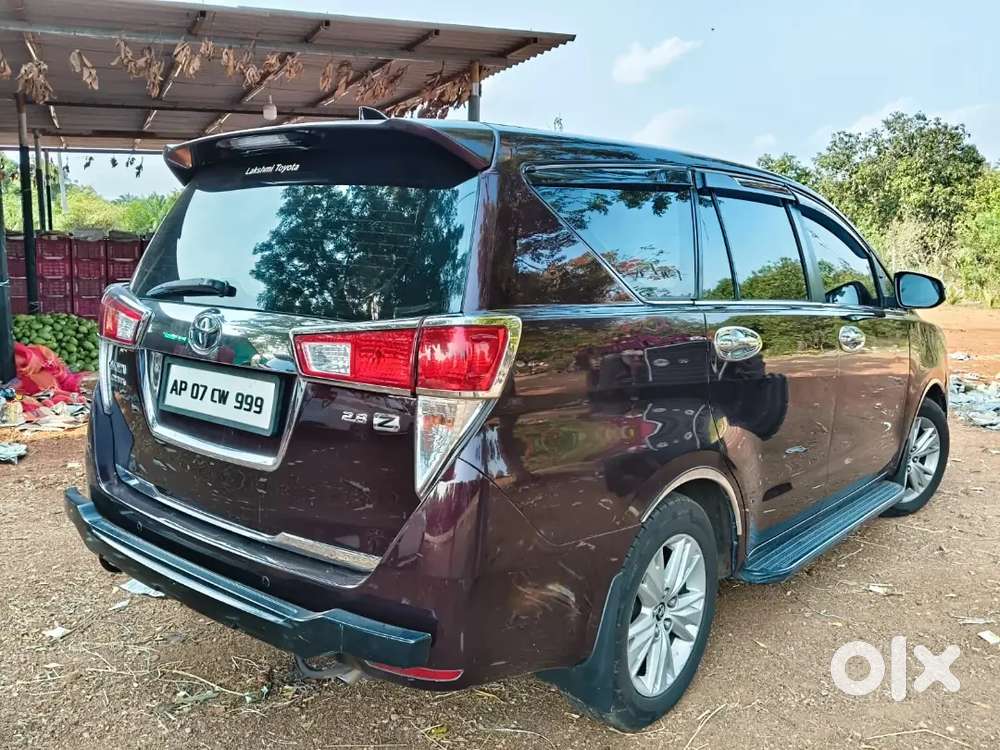 Toyota Innova Crysta 2016