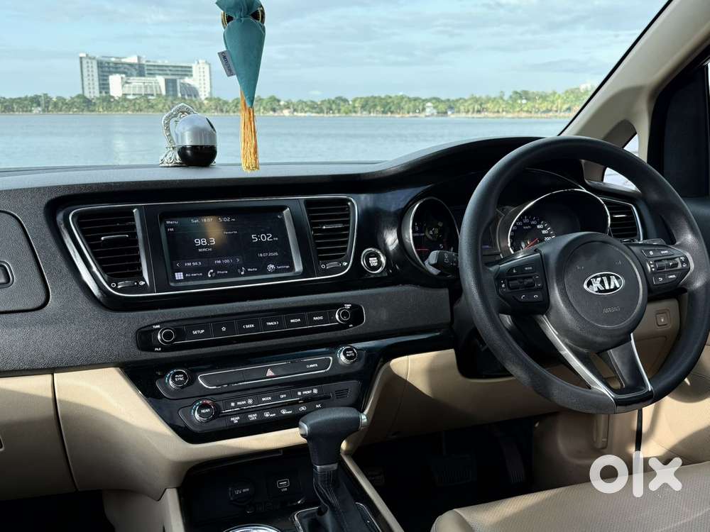Kia Carnival Prestige, 2021, Diesel