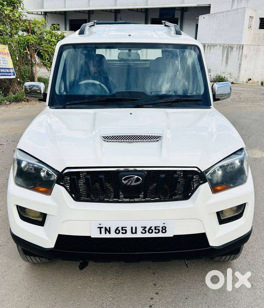 Mahindra Scorpio S4, 2015, Diesel