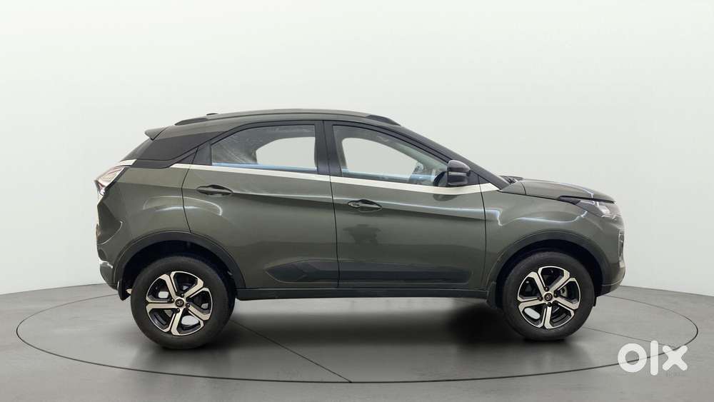 Tata Nexon 1.2 Revotron Xza Plus, 2022, Petrol