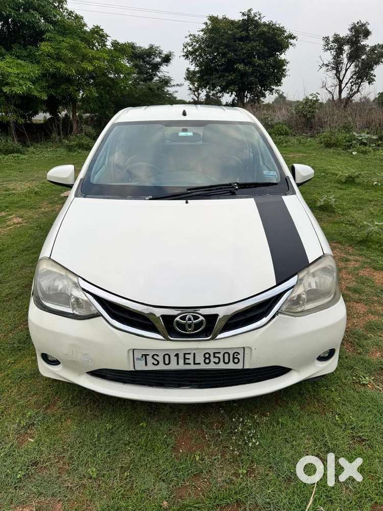 Toyota Etios Liva 2015 Diesel Well Maintained