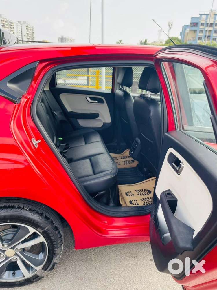 Tata Altroz Xz+ Petrol