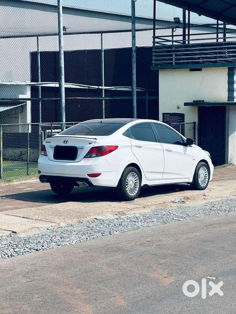 Hyundai Verna 1.6 Crdi Ex For Sale