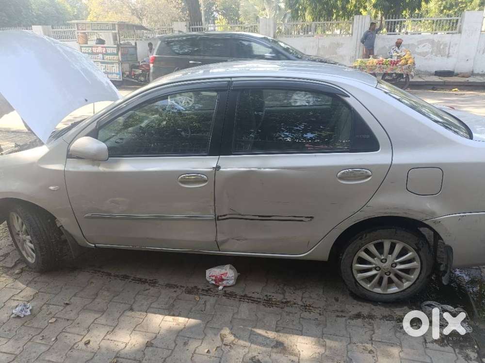 2011 Toyota Etios V Petrol