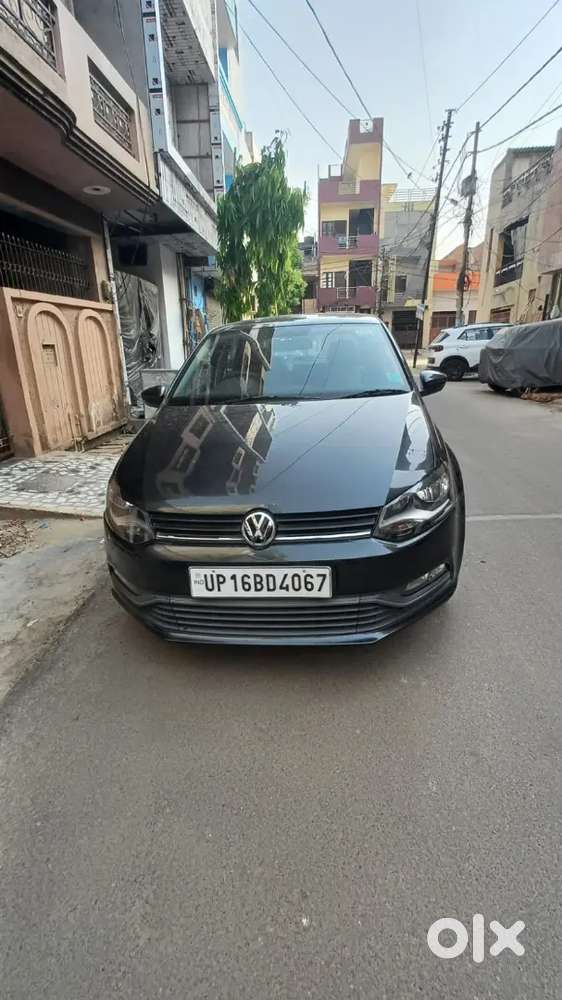 Volkswagen Polo Comfortline 2016 Year Car