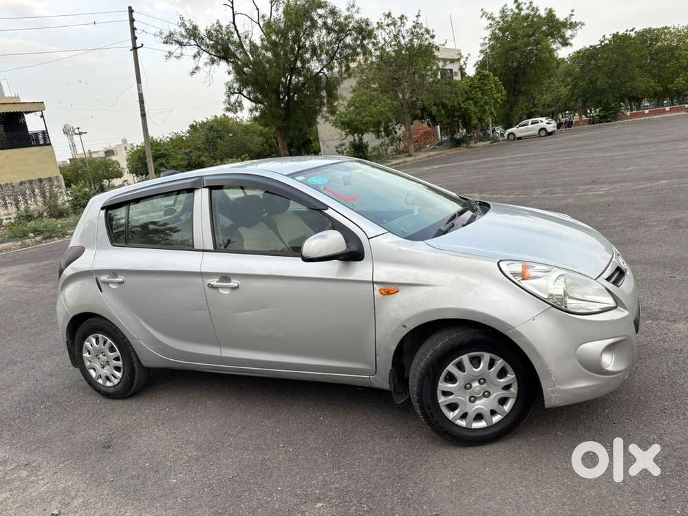 Hyundai I20 2010 Petrol Well Maintained
