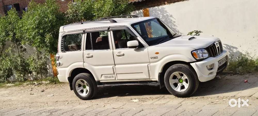 Mahindra Scorpio Classic 2014 Diesel 150000 Km Driven