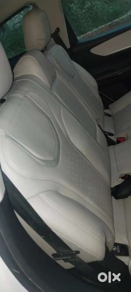 Mahindra Xuv700 2022 Petrol Manual