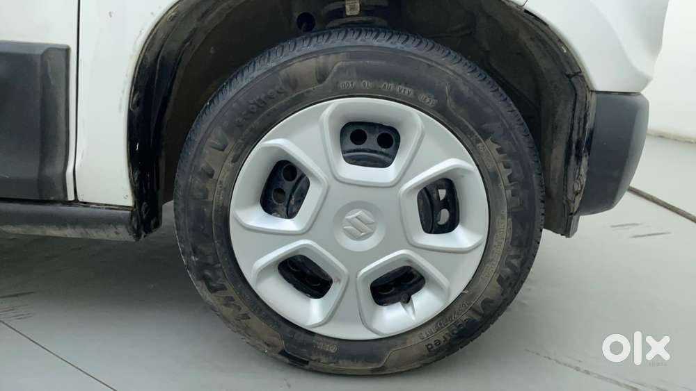 Maruti Suzuki S-presso Vxi At, 2021, Petrol