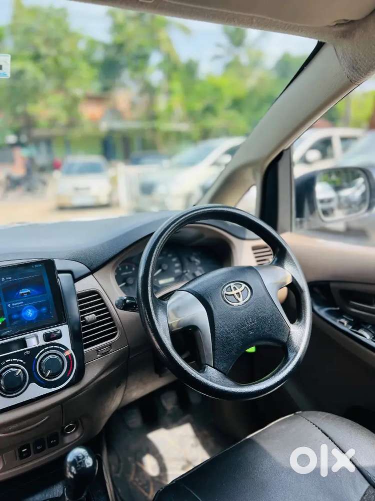 Toyota Innova Diesel 2015